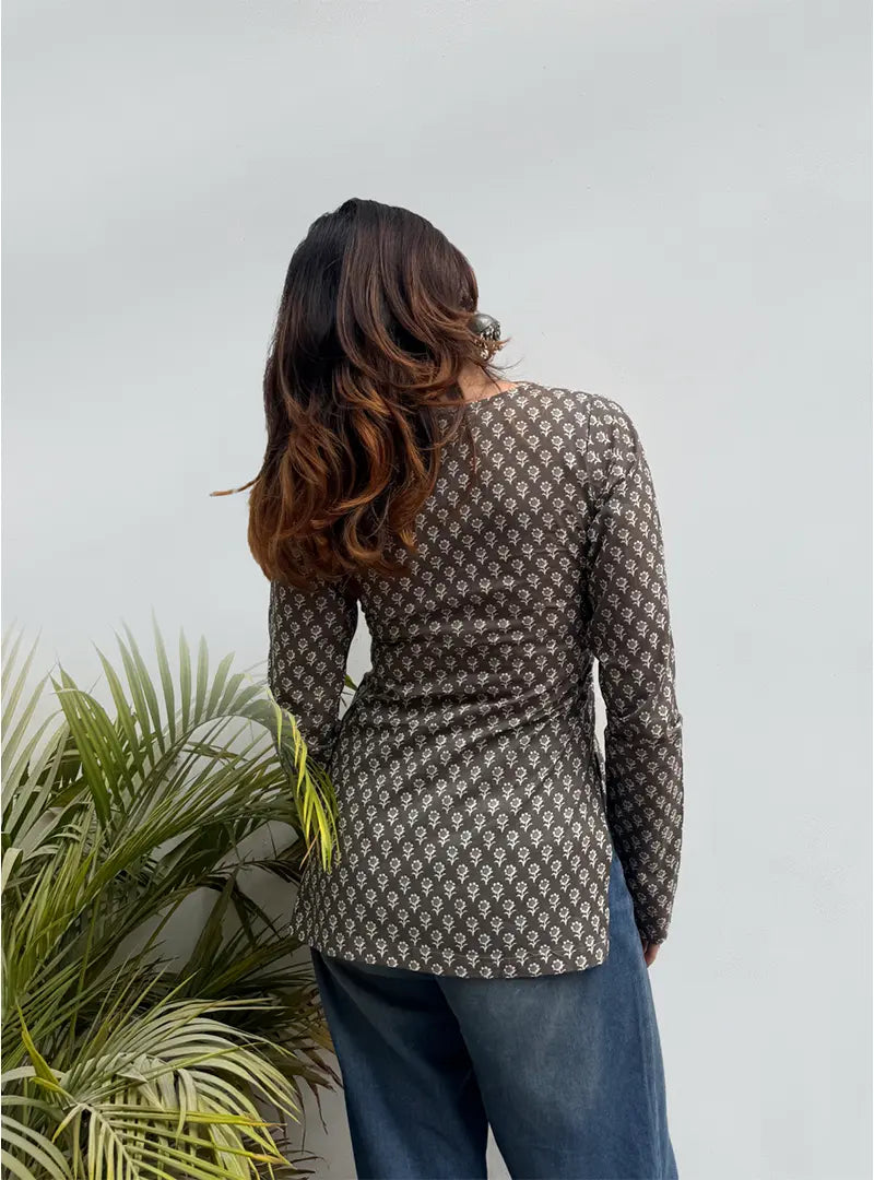 Dhwani Straight Sleeves Kurti