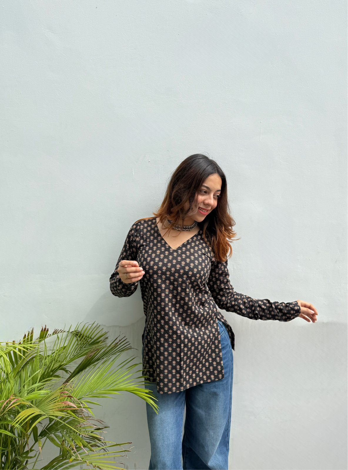 Suhana Straight Sleeves Kurti by Evara