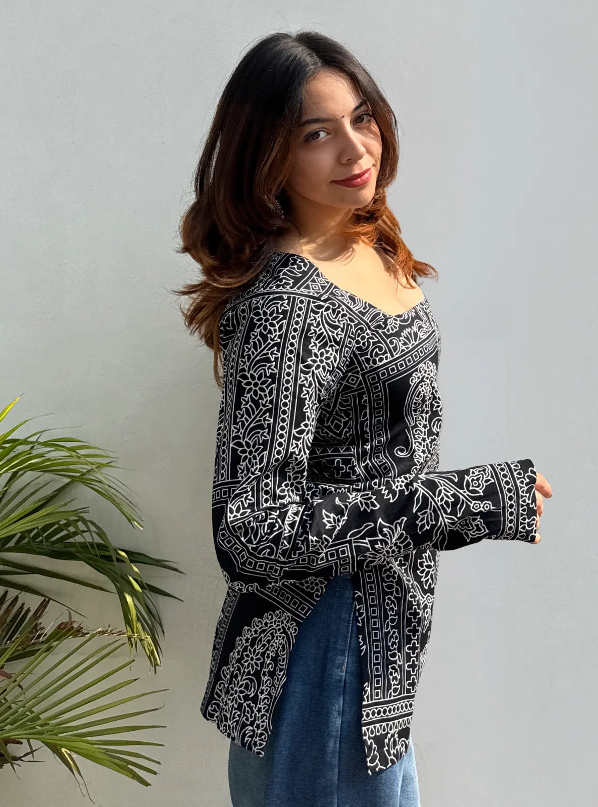 Inaya Square Neck Kurti by Evara