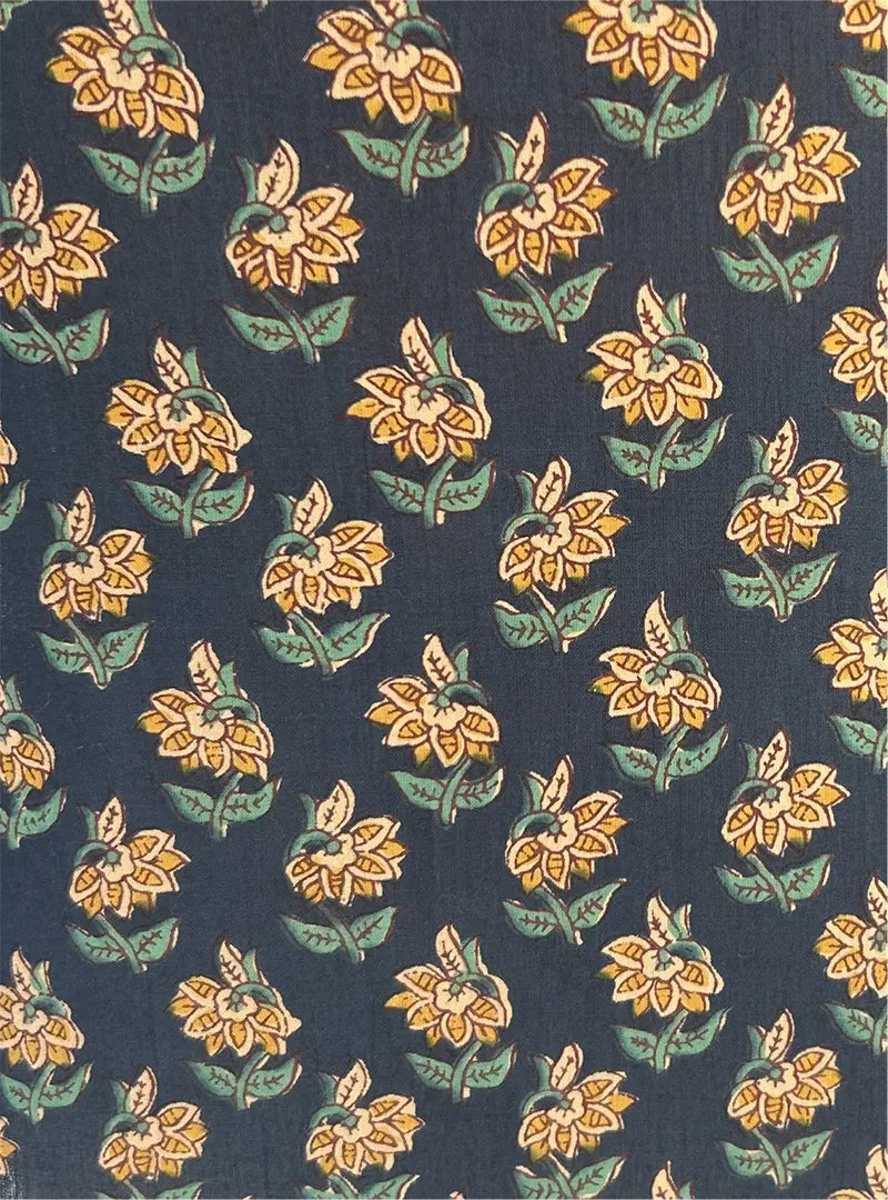 Kaynaat Straight Sleeves Kurti