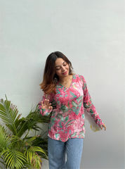 Colaba Cutting Straight Sleeves Kurti by Evara