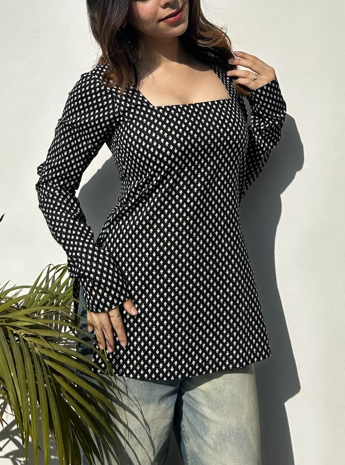 Sajna Square Neck Kurti