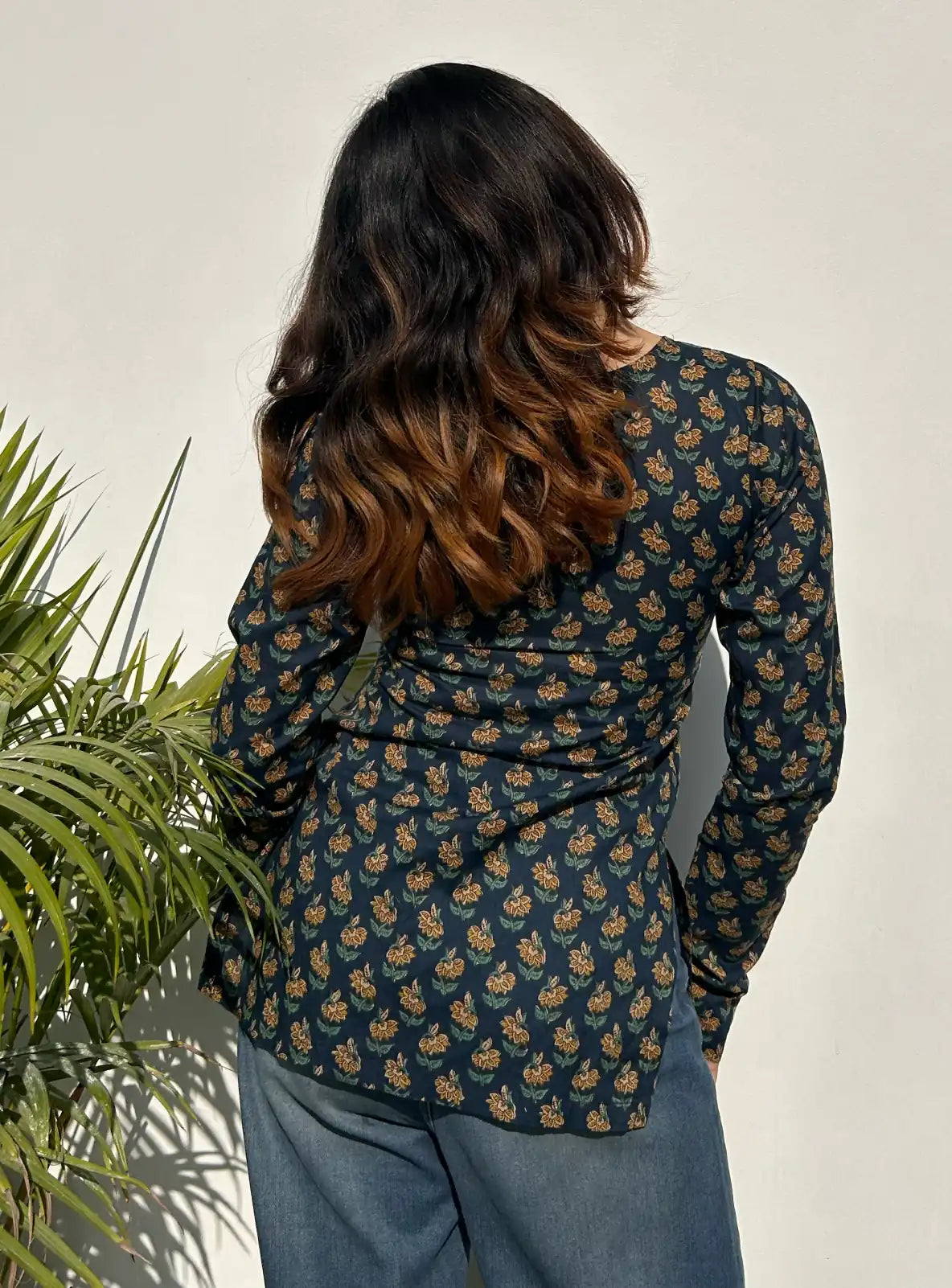 Kaynaat Straight Sleeves Kurti