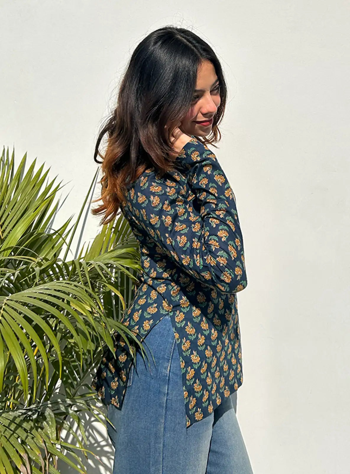 Kaynaat Straight Sleeves Kurti