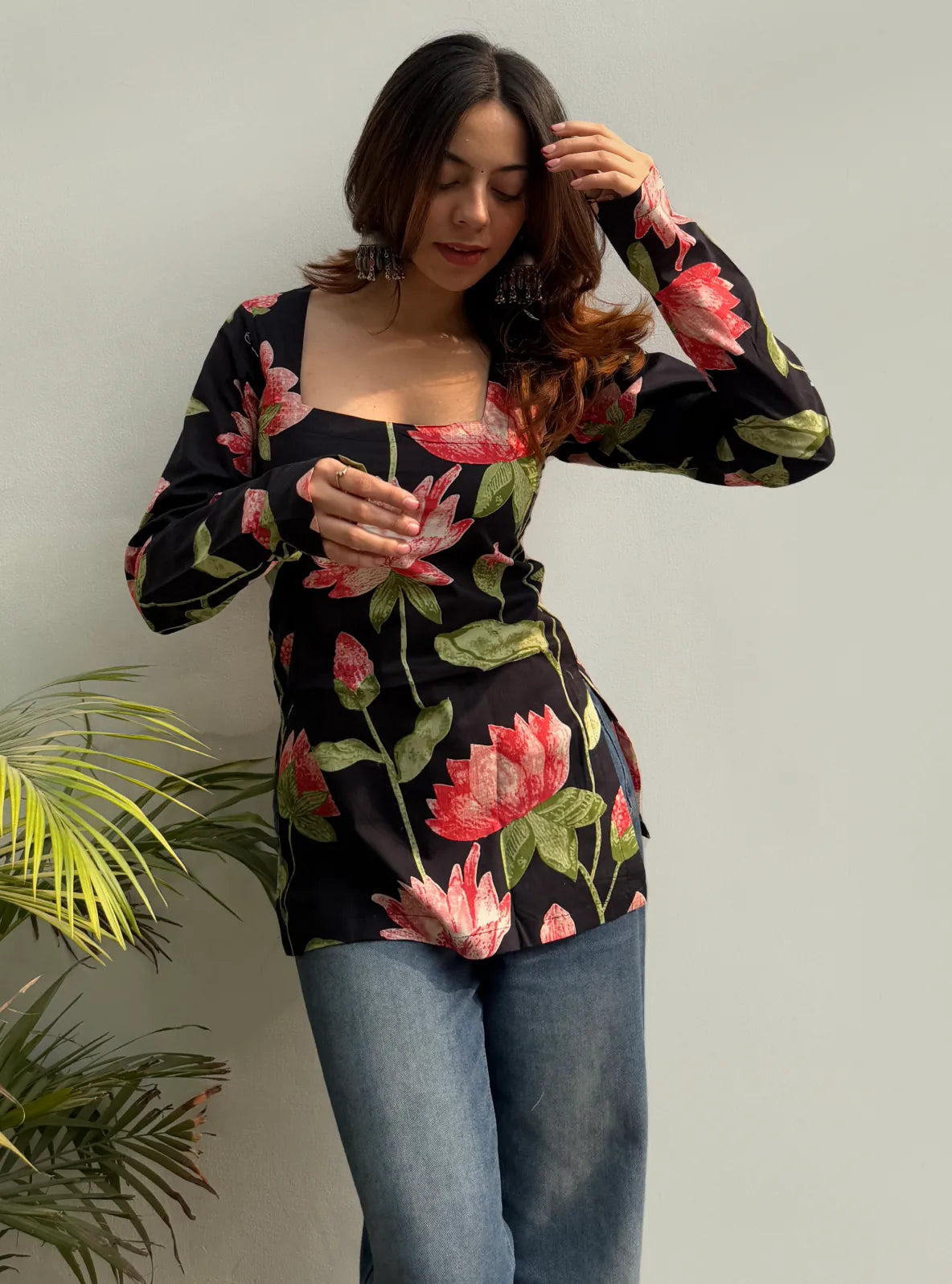 Kudrat Square Neck Kurti