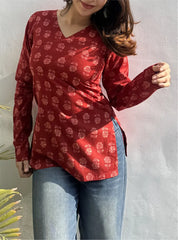 Adheera Straight Sleeves Kurti by Evara