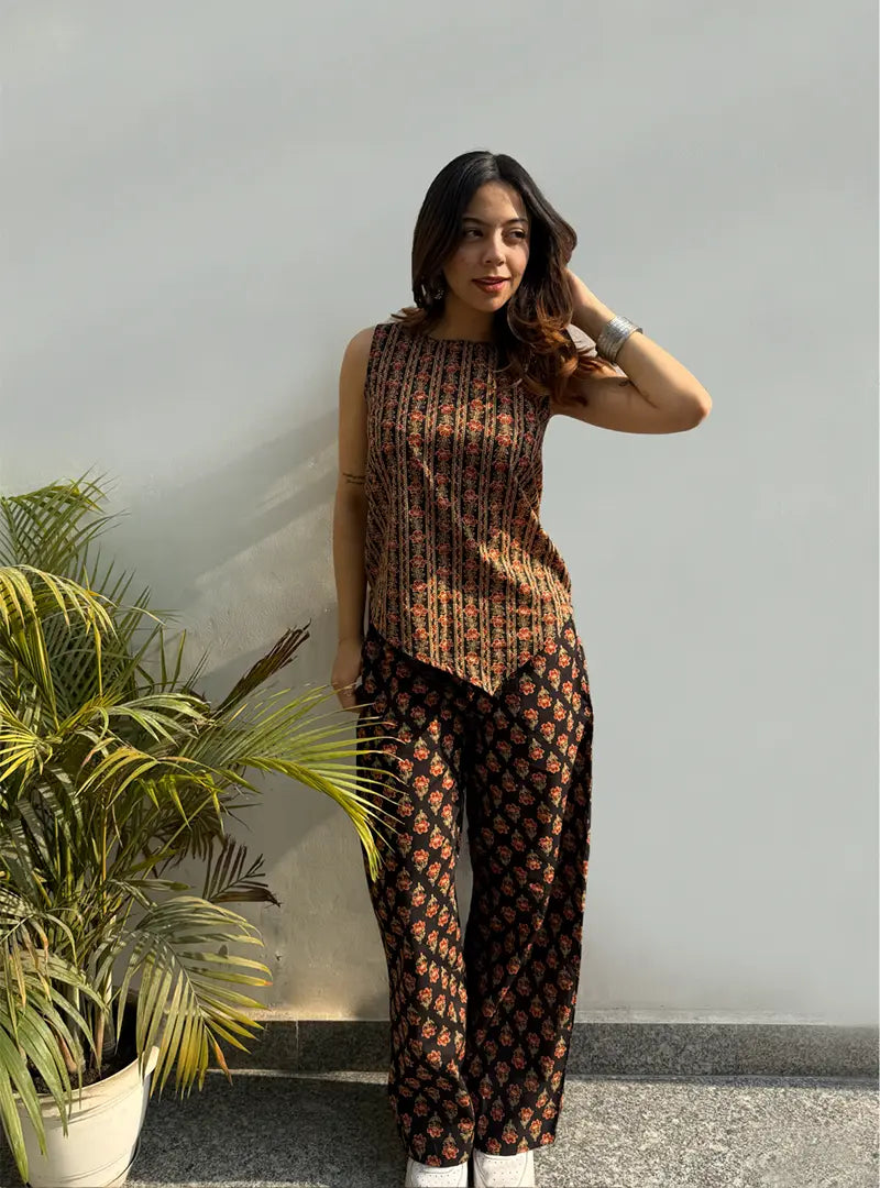 Aabha Sleeveless Co-ord Set by Evara