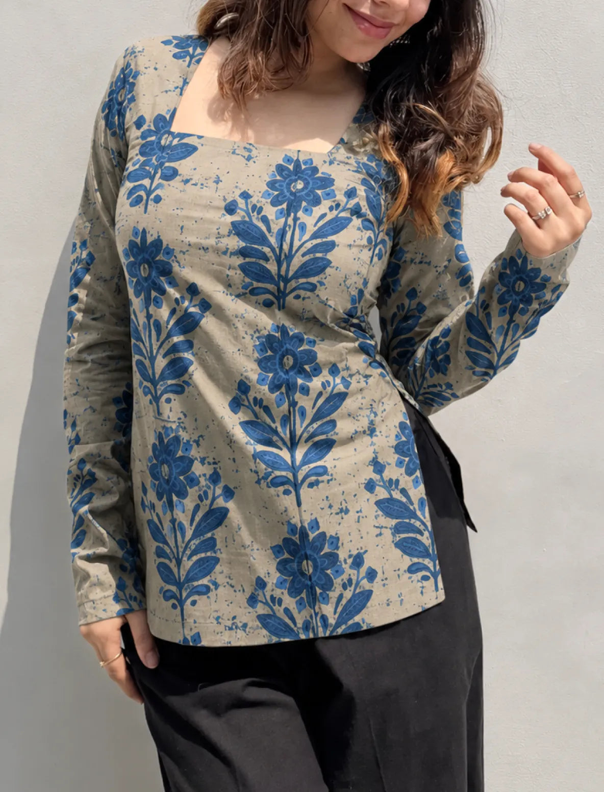 Aadrika Corset Back Full Sleeves Kurti
