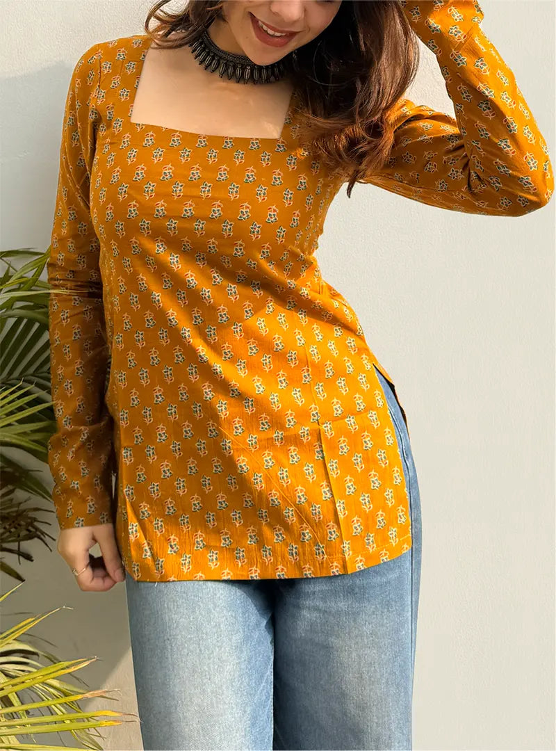 Dilbara Square Neck Kurti by Evara