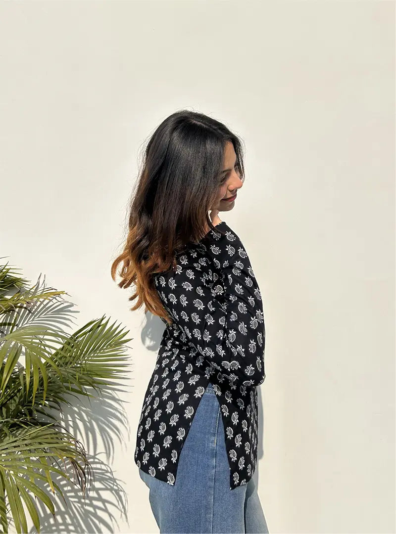 Iktara Boat Neck Kurti by Evara