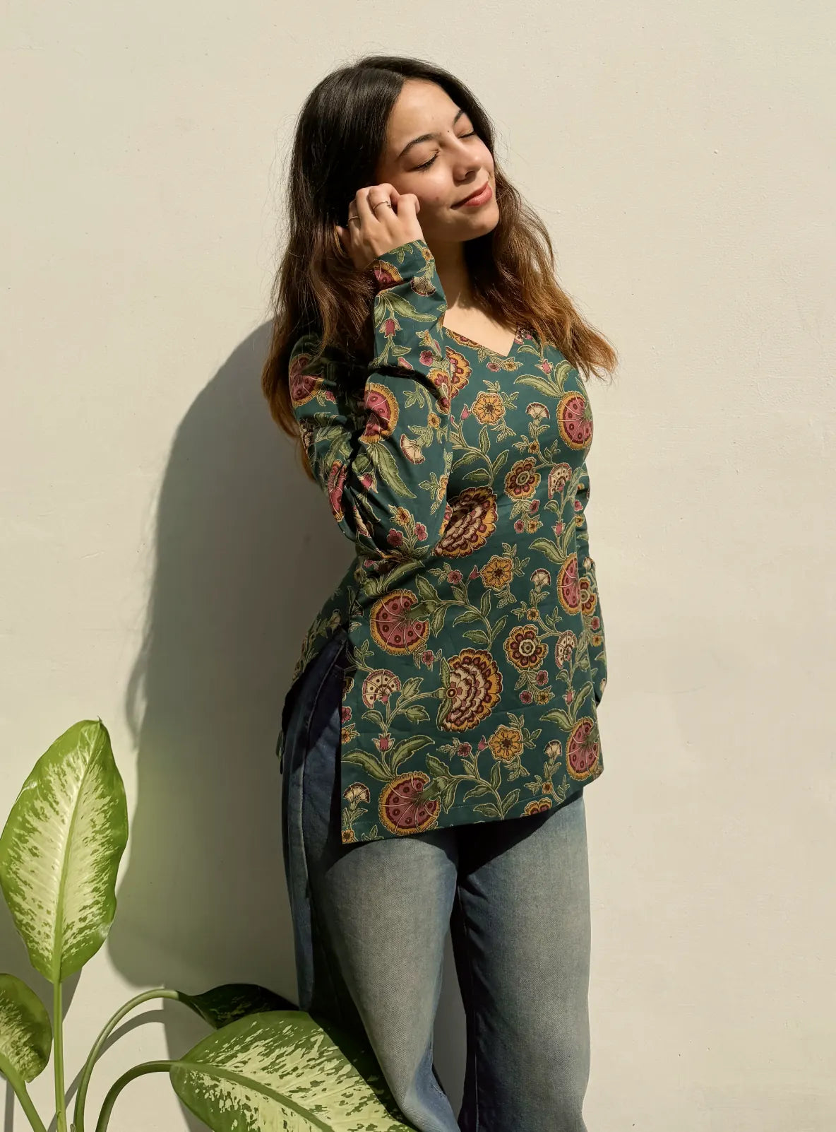 Manya Straight Sleeves Kurti