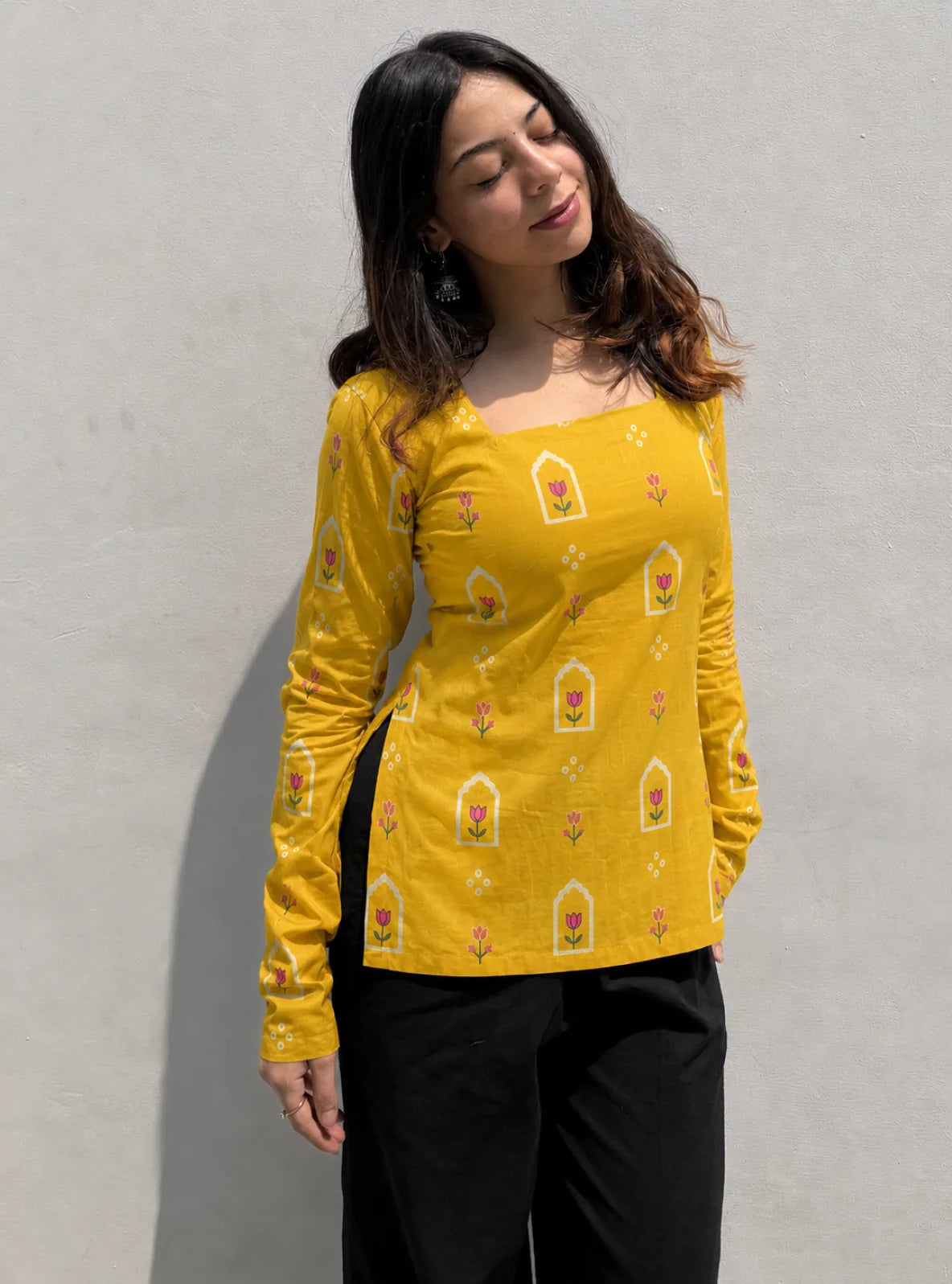 Diya Corset Back Full Sleeves Kurti