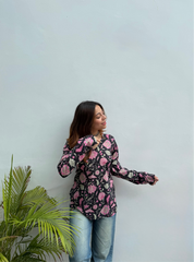 Powai Pataka Straight Sleeves Kurti by Evara