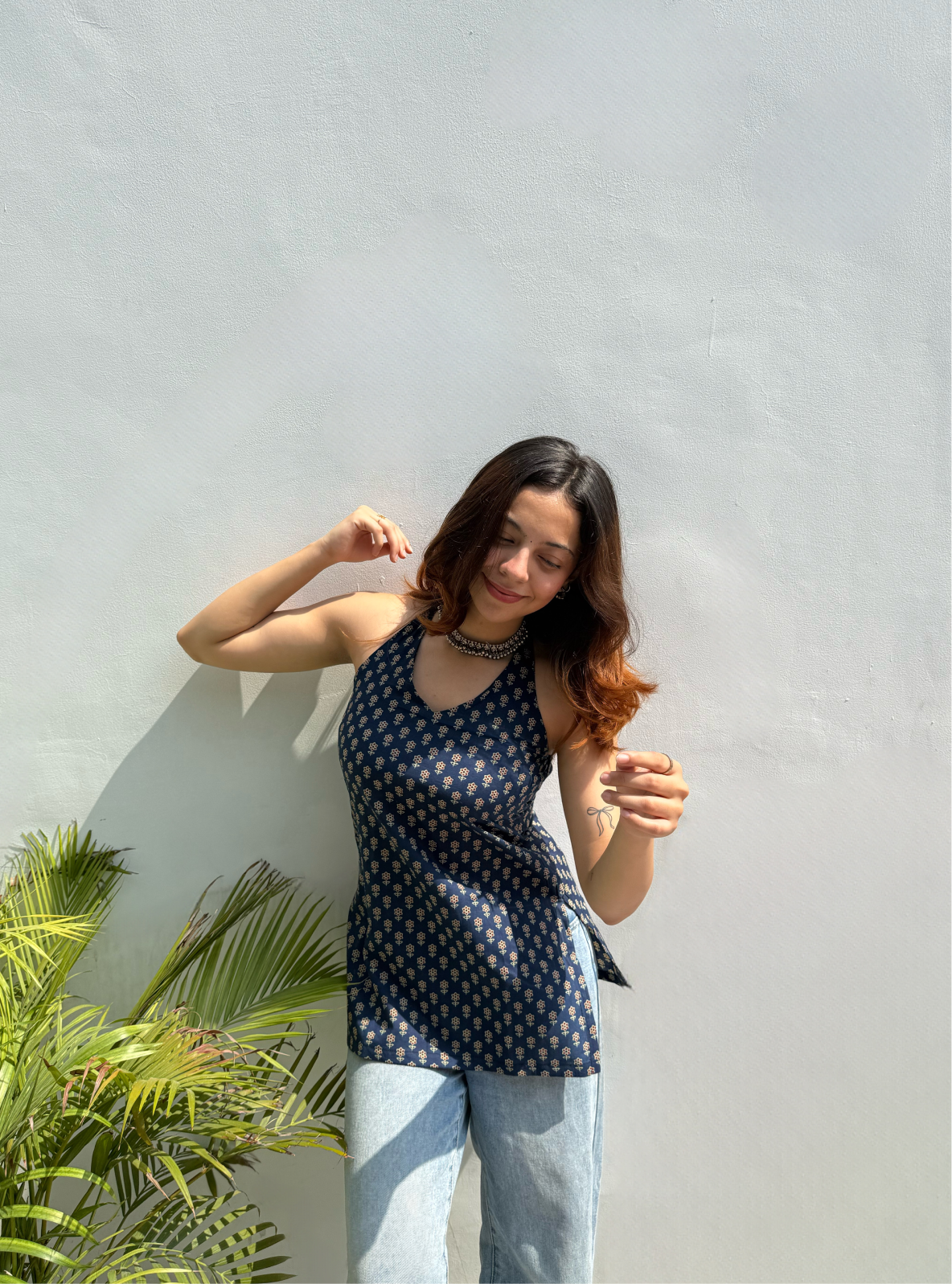 Pataka Paro Halter Neck Kurti by Evara