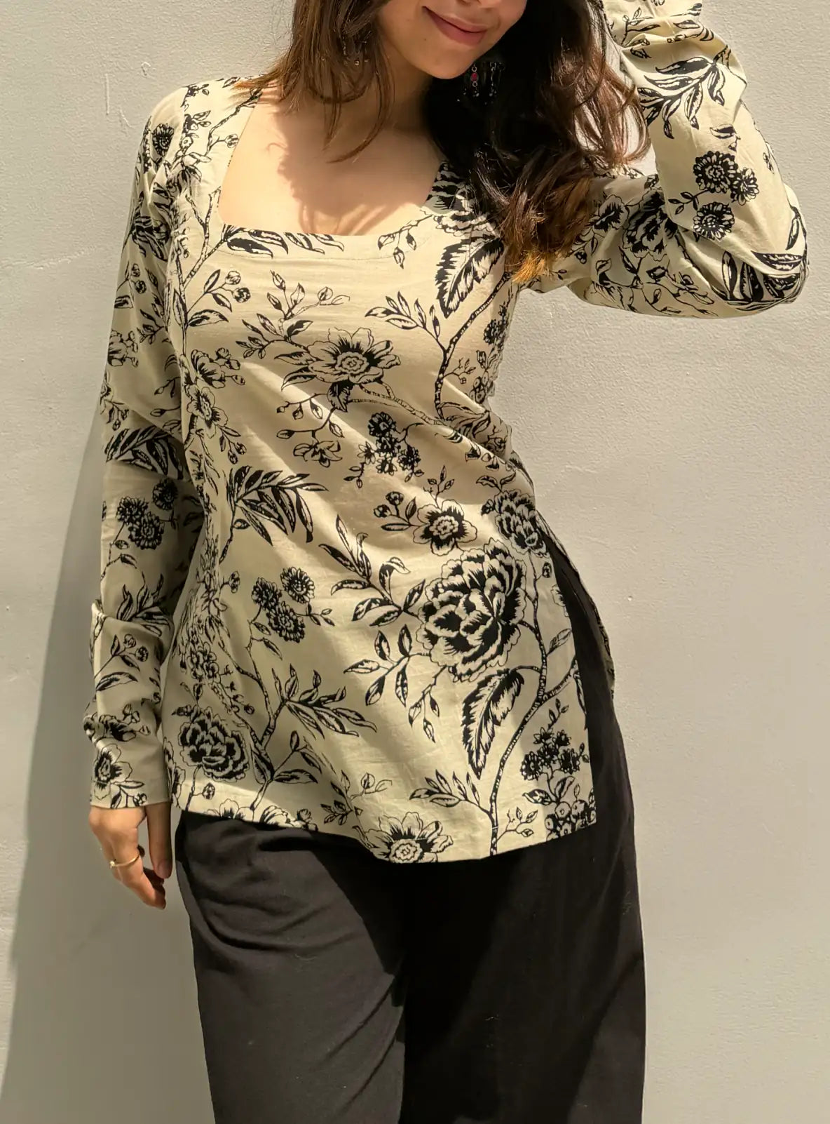 Innayat Square Neck Kurti