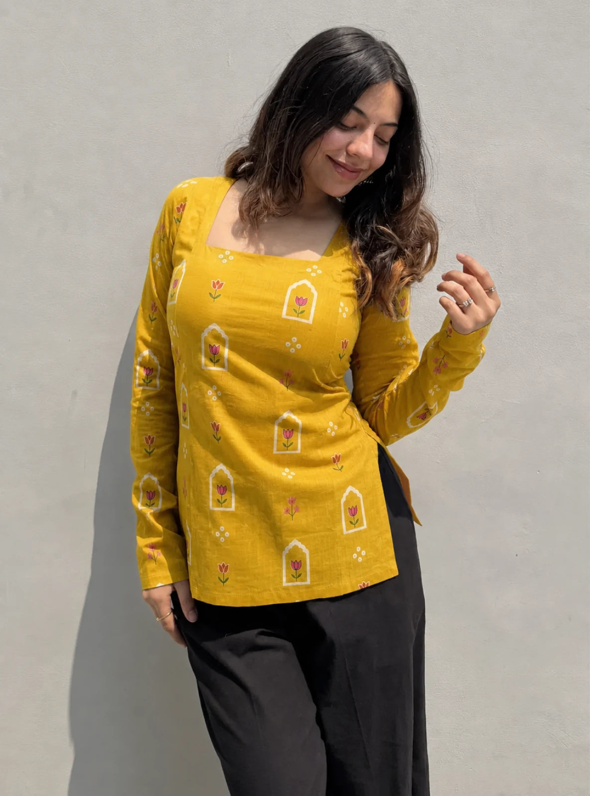 Diya Corset Back Full Sleeves Kurti