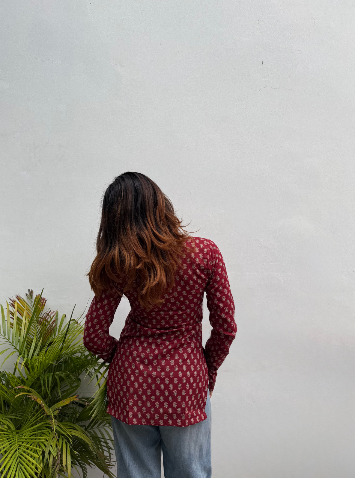 Surkh Sitara Straight Sleeves Kurti by Evara