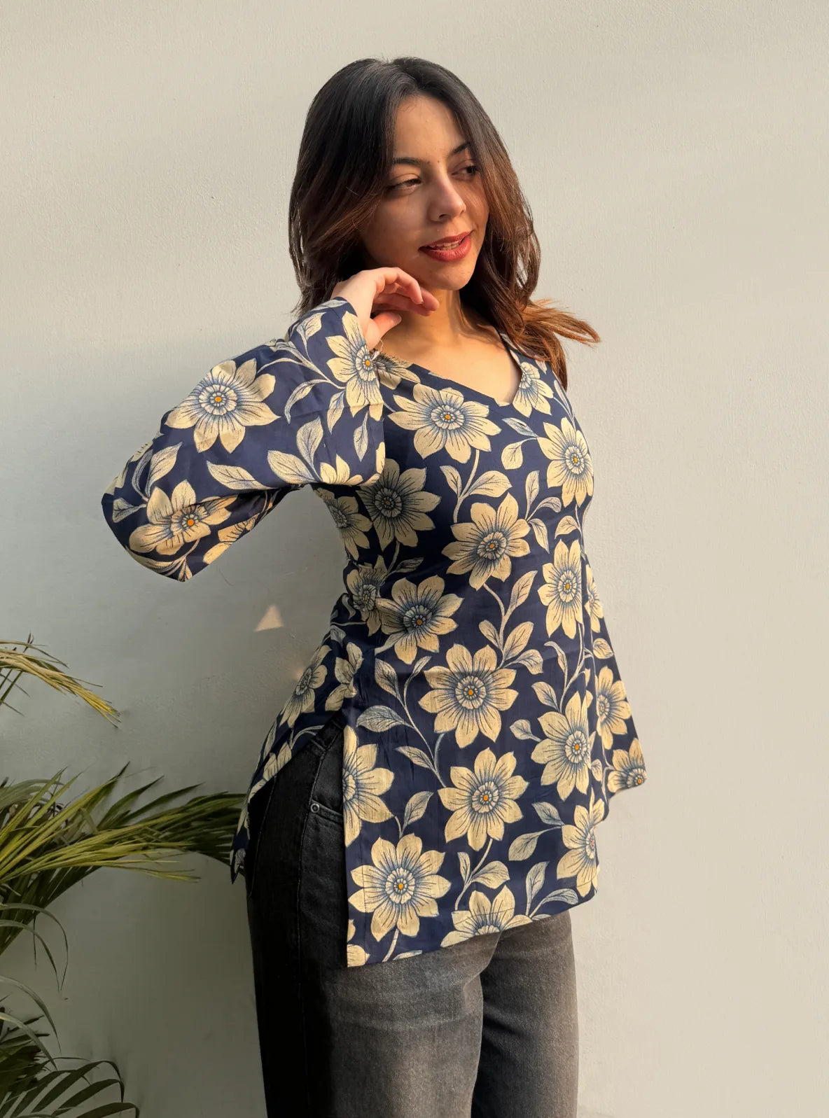 Ruhika Bell Sleeves Kurti by Evara