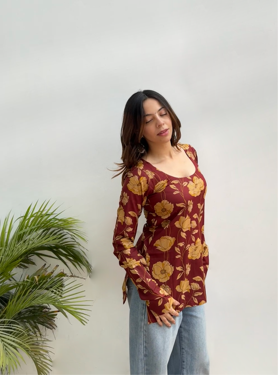 Noorangi Straight Sleeves Kurti by Evara