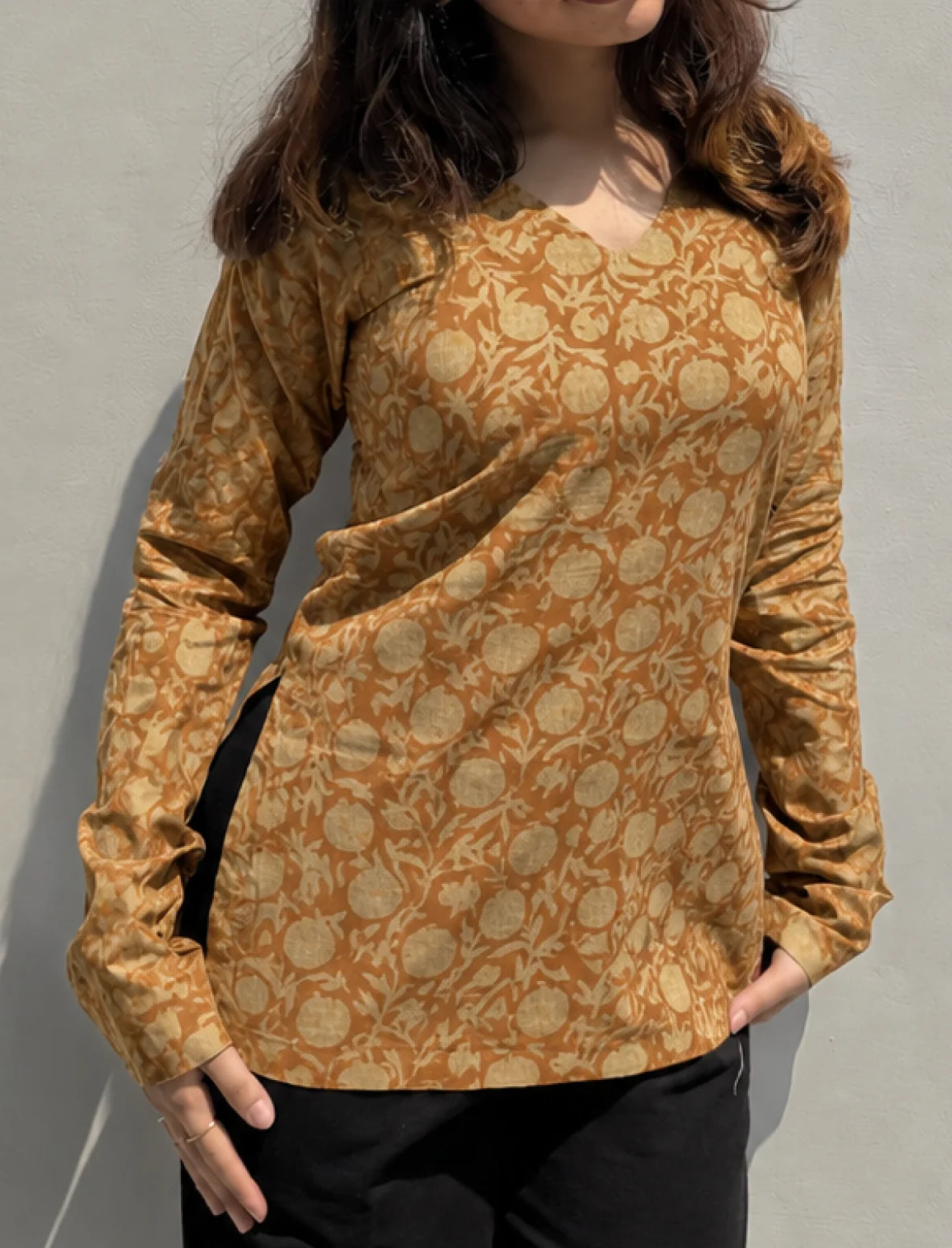 Vayra Straight Sleeves Kurti