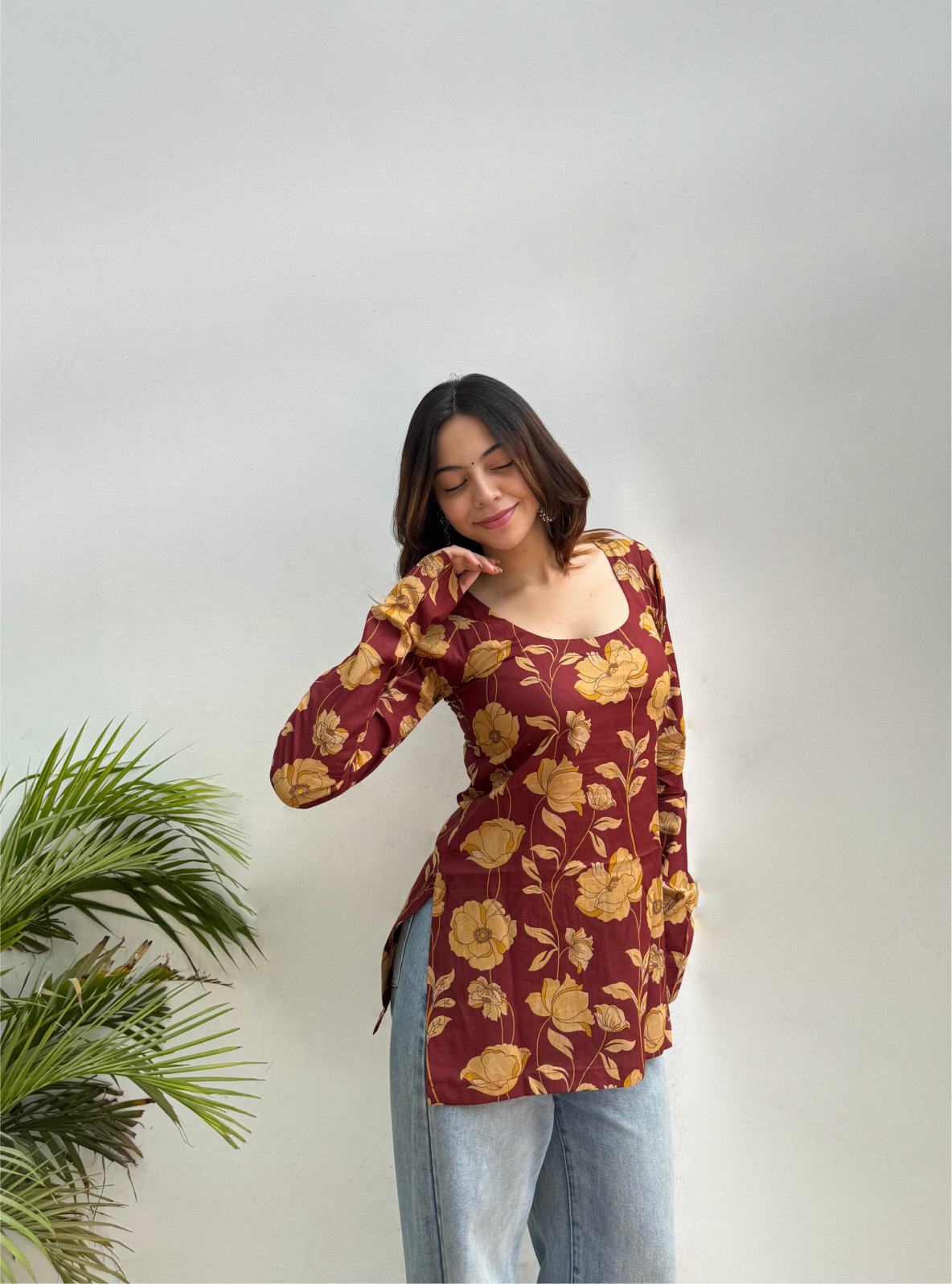 Noorangi Straight Sleeves Kurti by Evara