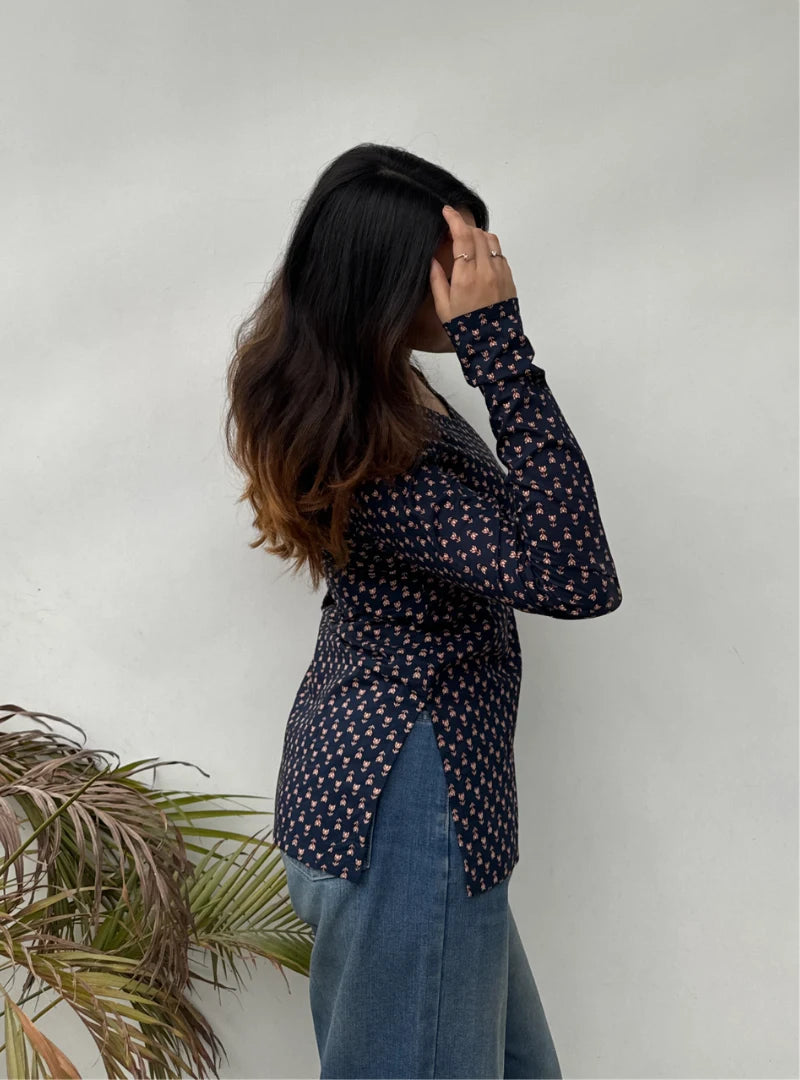 Mahira Straight Sleeves Kurti