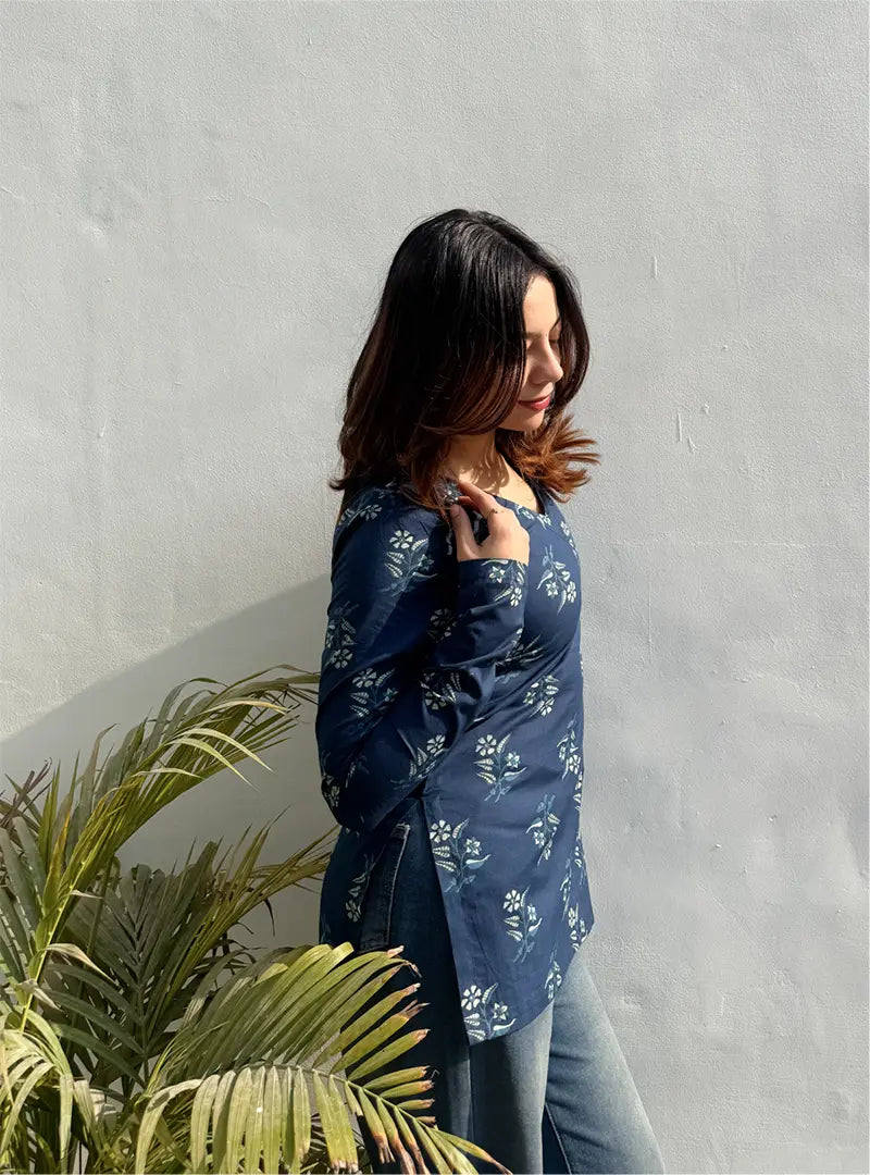 Rachna Straight Sleeves Kurti by Evara