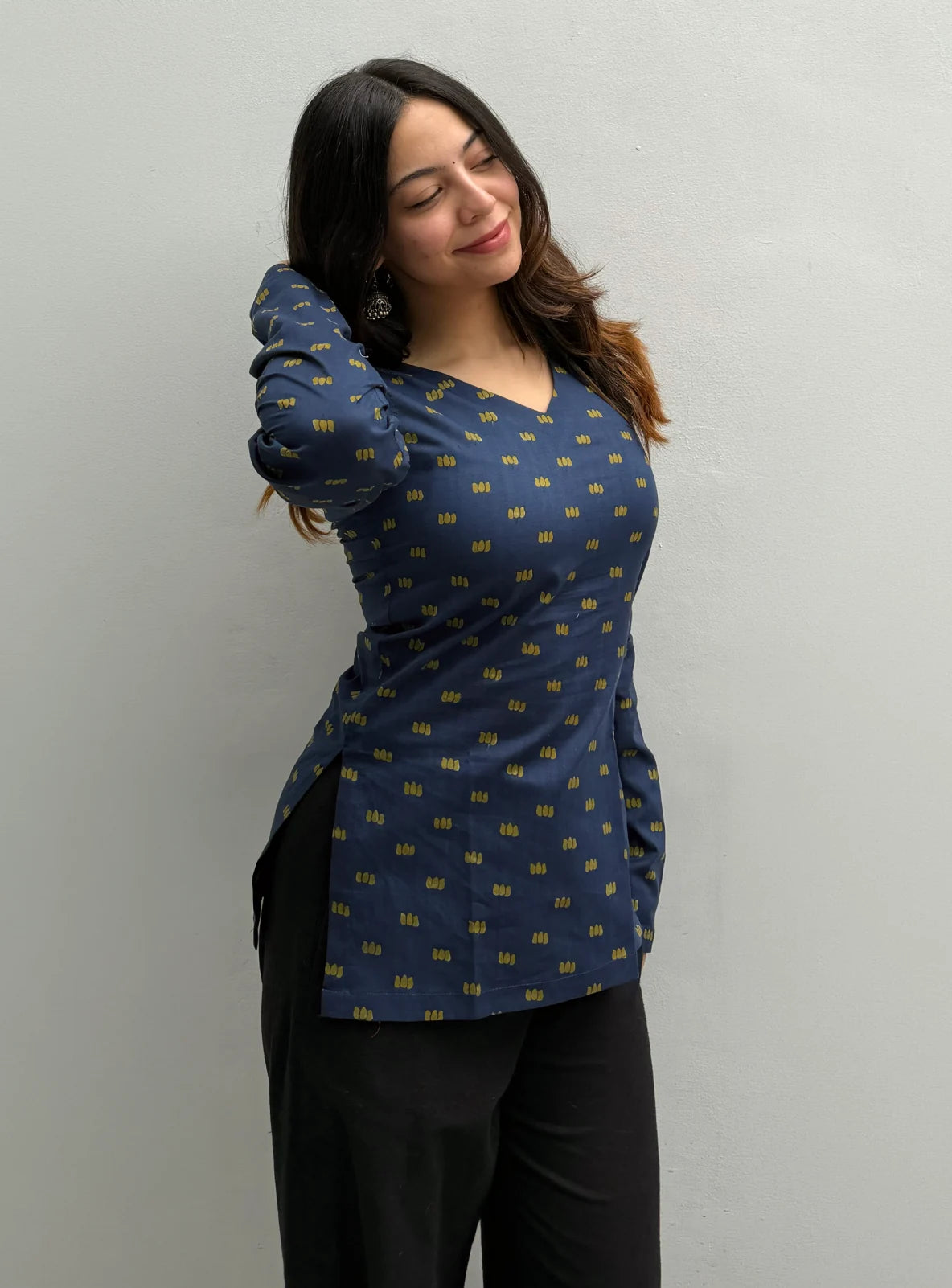 Nadira Straight Sleeves Kurti