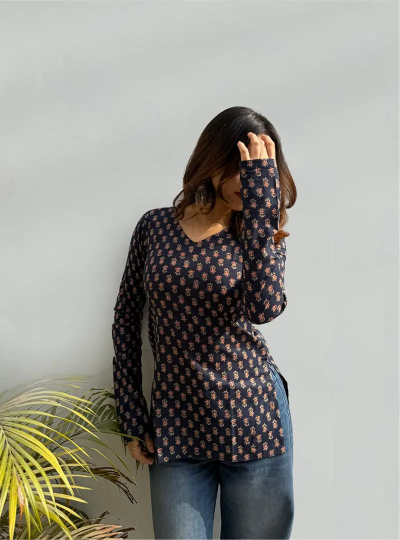 Neerja Straight Sleeves Kurti