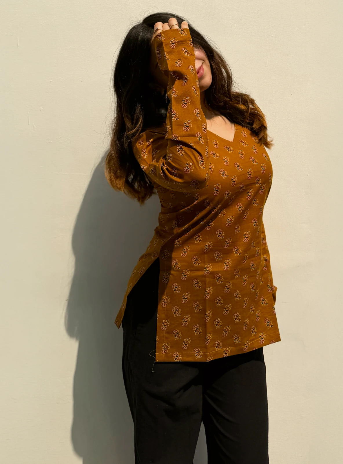 Nisaar Straight Sleeves Kurti