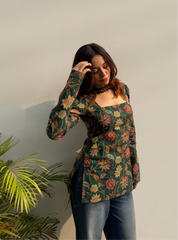 Khwahish Square Neck Kurti by Evara