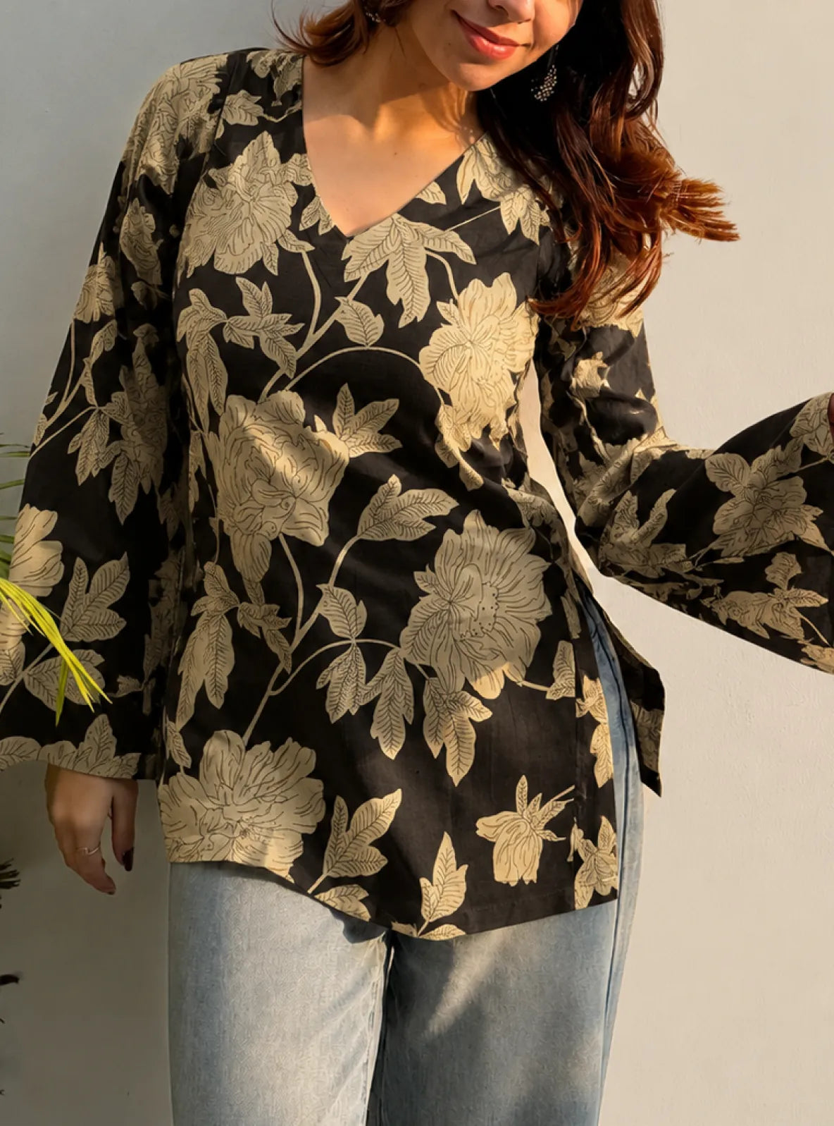 Kangna Bell Sleeves Kurti