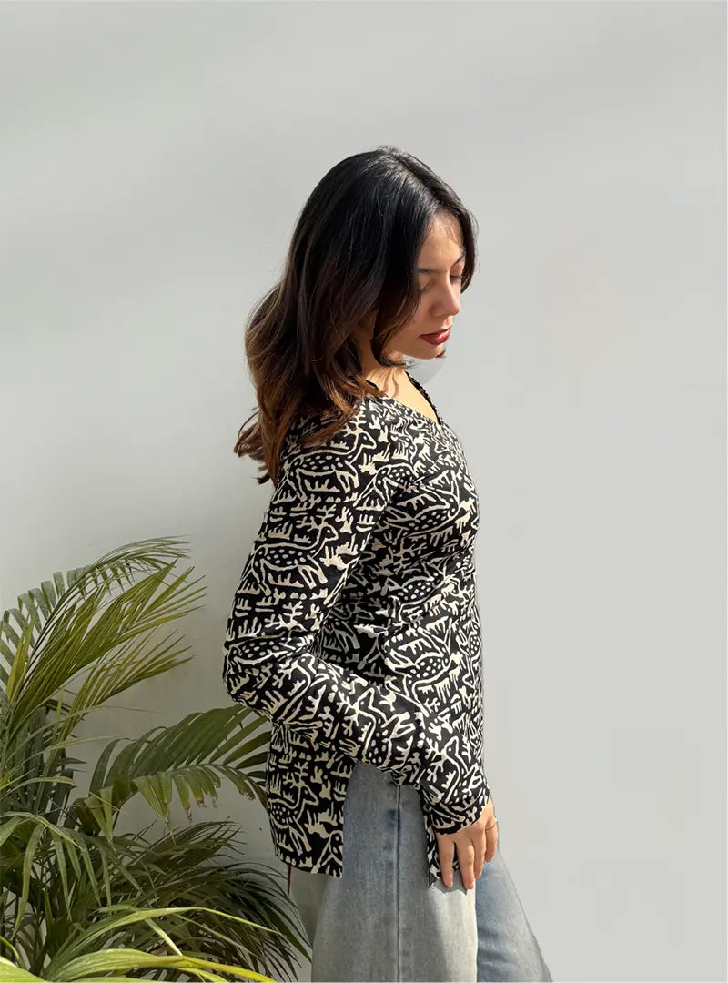 Ambar Straight Sleeves Kurti