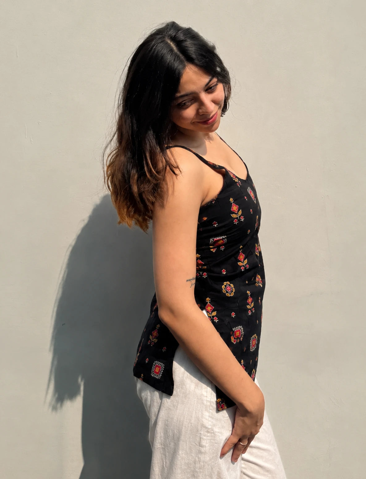 Mishti Short Sleeveless Kurti