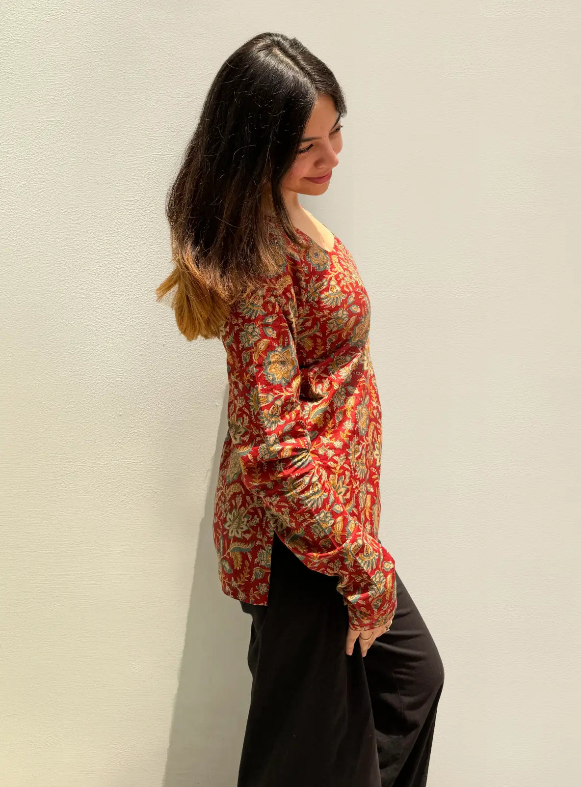 Bijli Gul Boat Neck Kurti