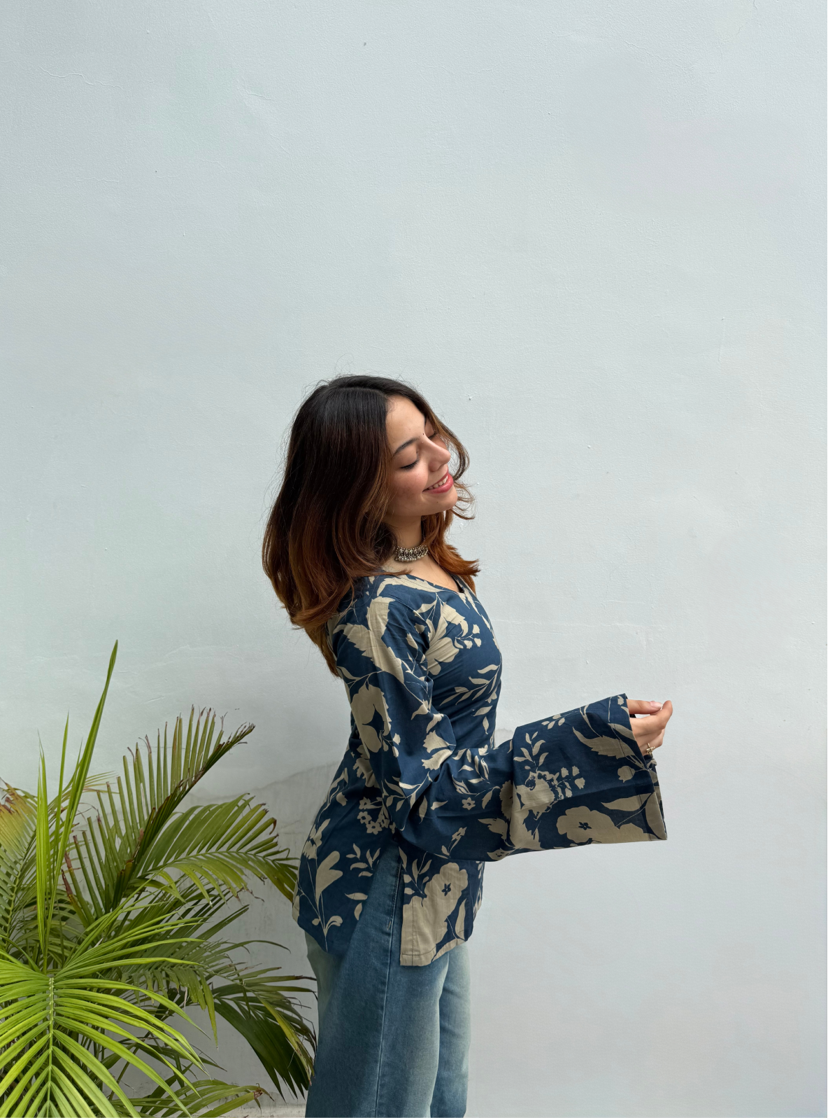 Daadar Diva Bell Sleeves Kurti by Evara
