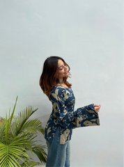 Daadar Diva Bell Sleeves Kurti by Evara