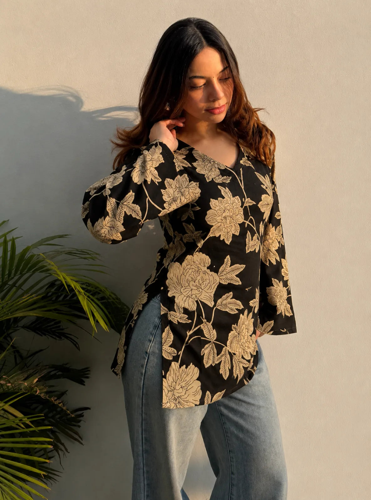 Kangna Bell Sleeves Kurti