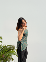 Hari Gulnaar Short Kurti by Evara