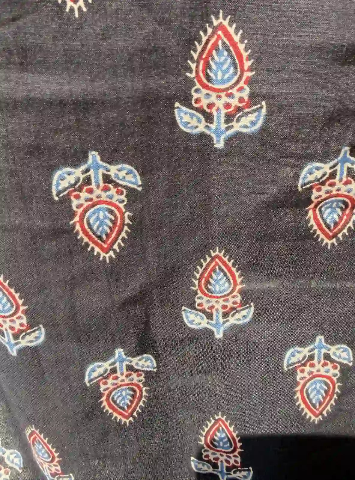 Saaz Short Sleeveless Kurti