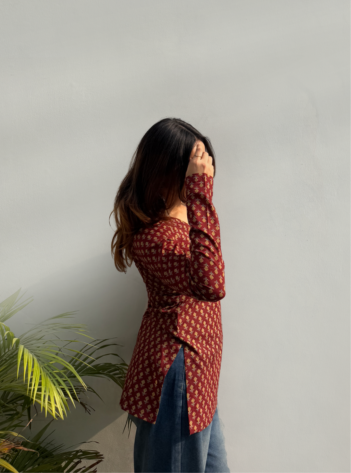 Ahsaas Straight Sleeves Kurti by Evara