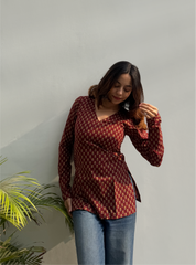 Ahsaas Straight Sleeves Kurti by Evara