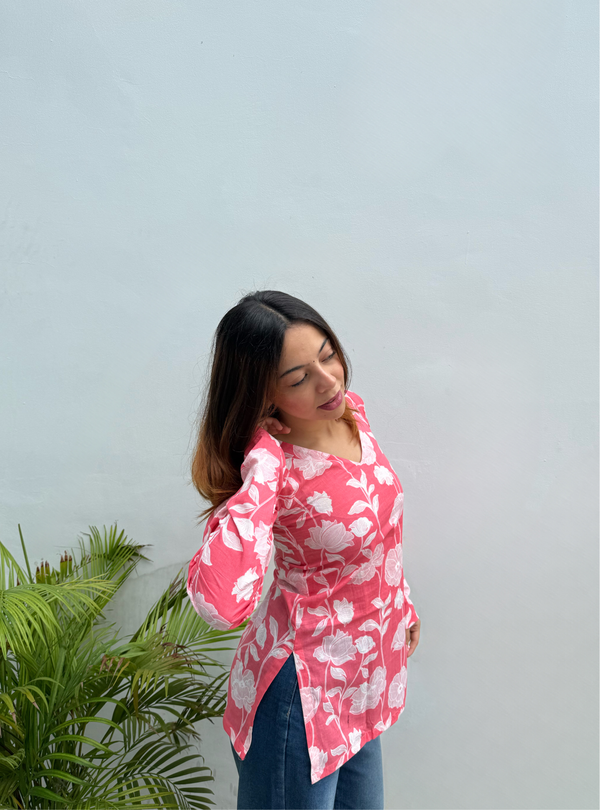 Aayina Straight Sleeves Kurti by Evara