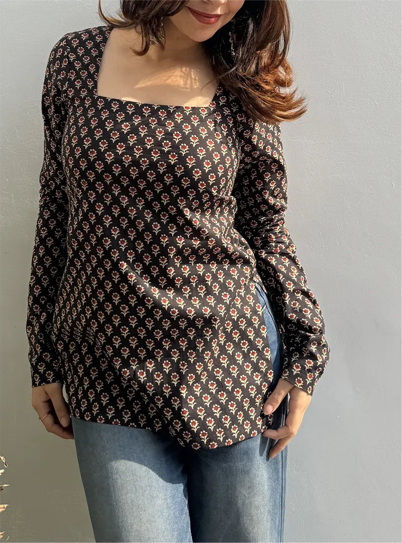 Aradhya Square Neck Kurti