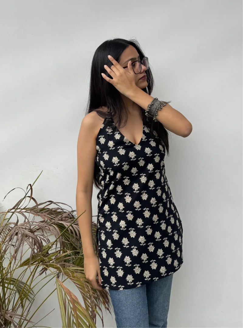 Naina Halter Neck Kurti