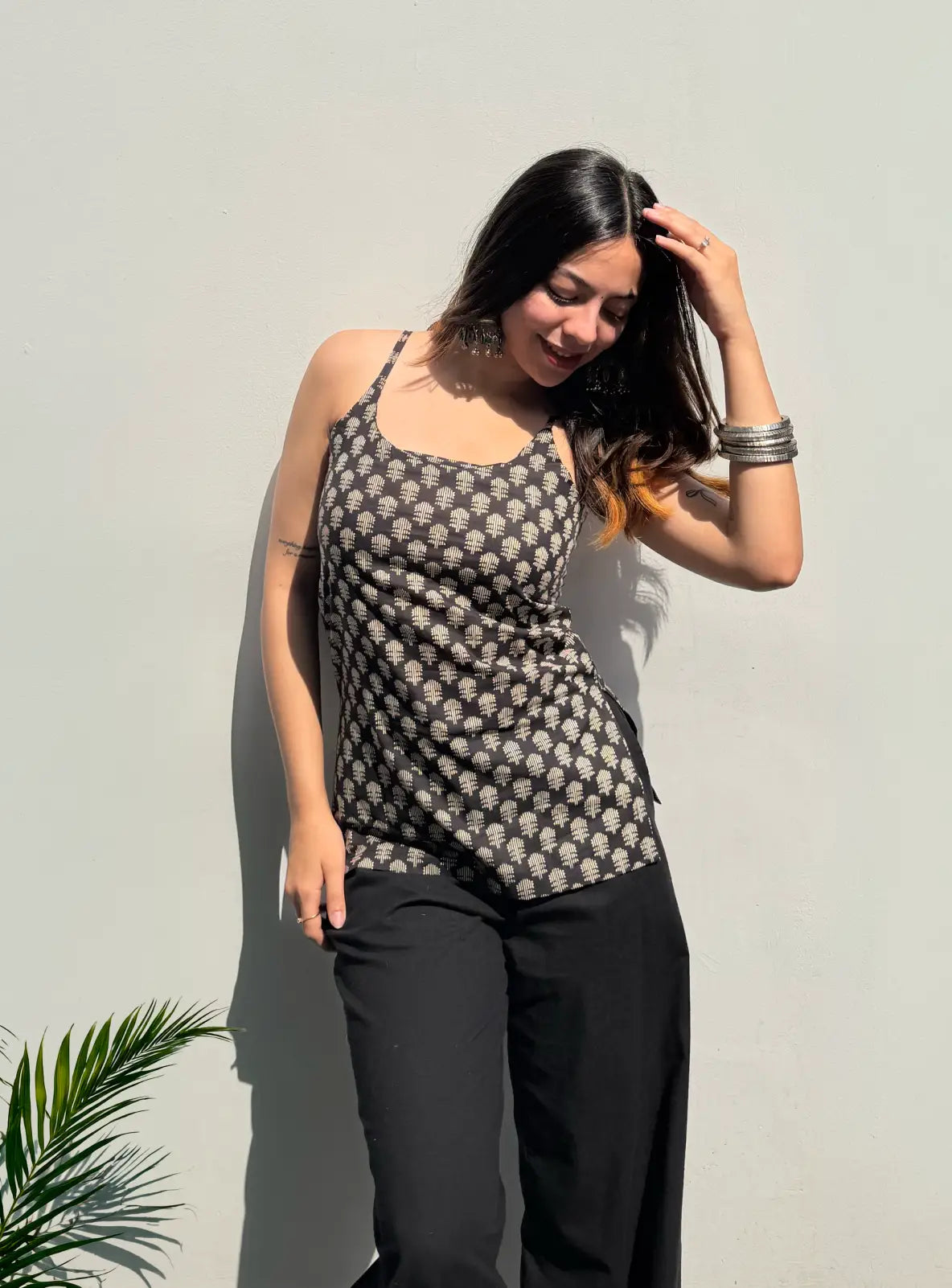 Raag Short Sleeveless Kurti