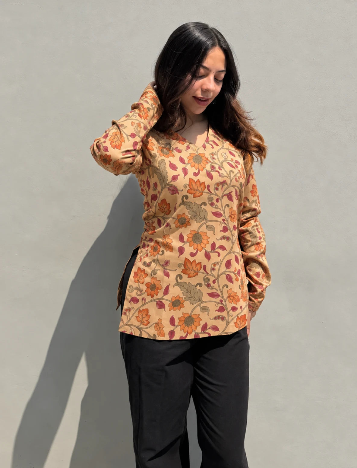Tavneesh Straight Sleeves Kurti