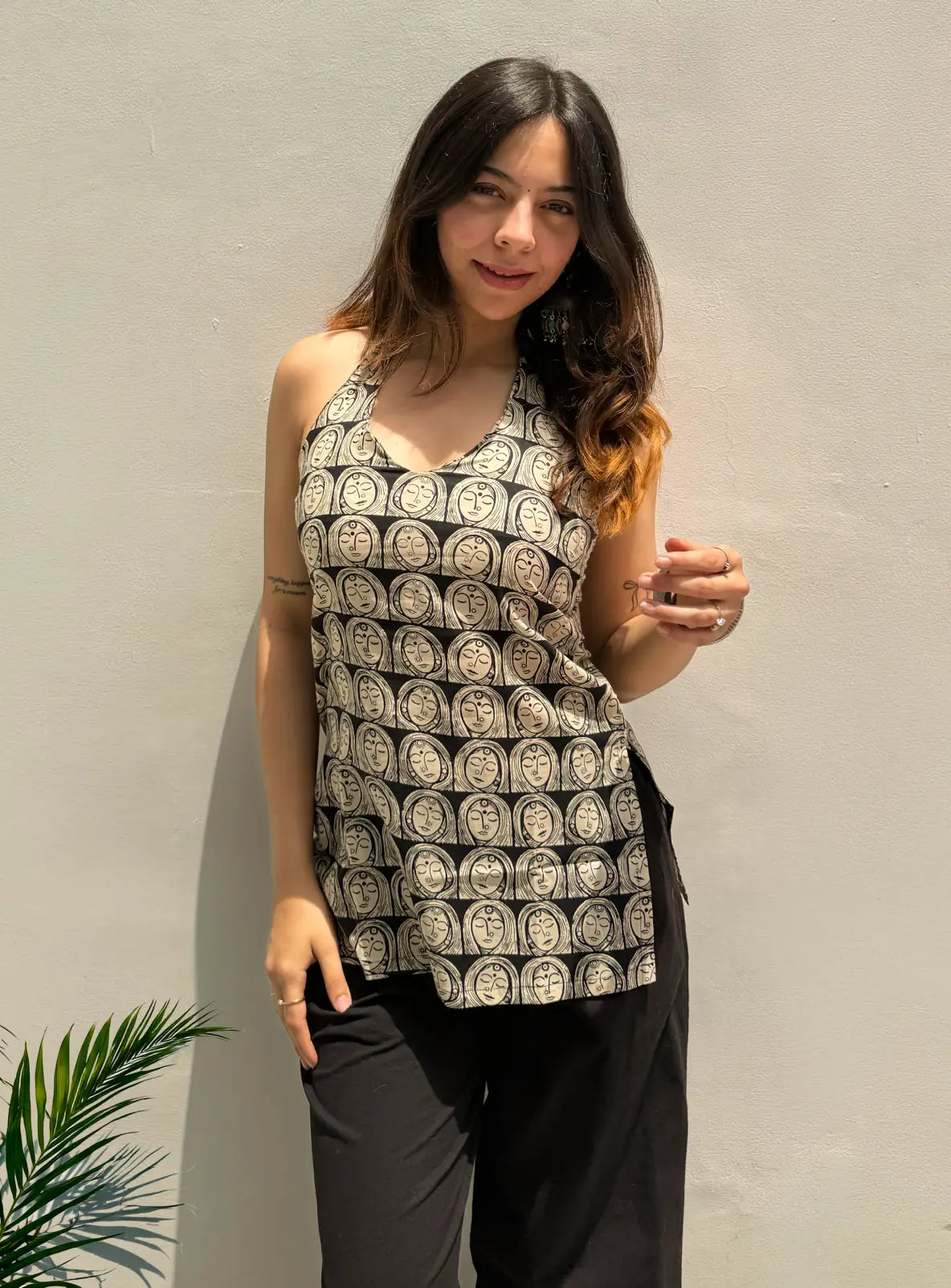 Shor Sharaba Halter Neck Kurti