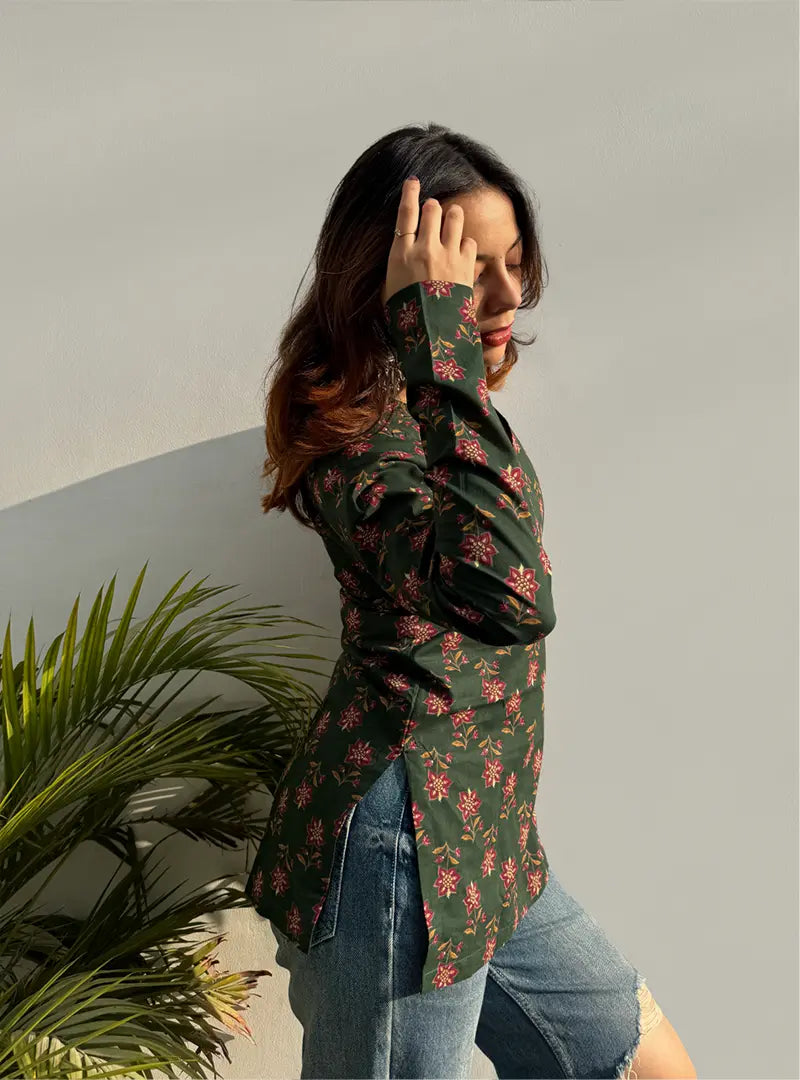 Dhaara Straight Sleeves Kurti