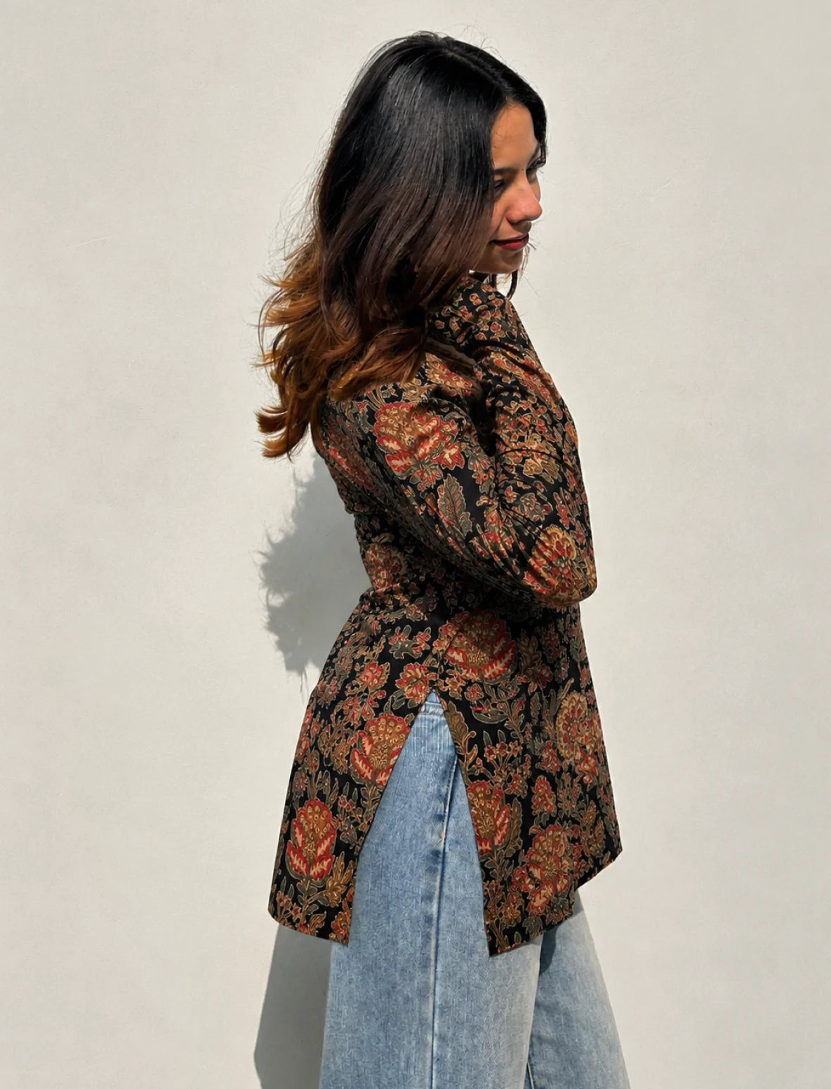 Faguni Boat Neck Kurti